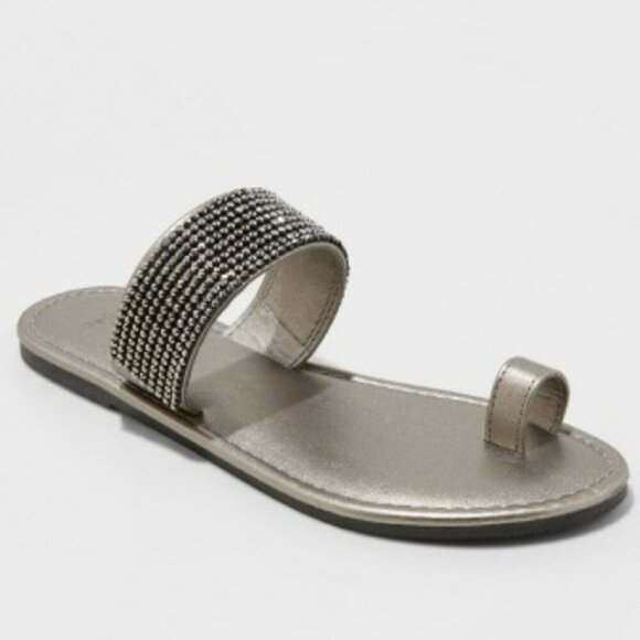 Shade & Shore Shoes - Kaci Toe Ring Embellished  Slide Sandals - Shade & Shore™